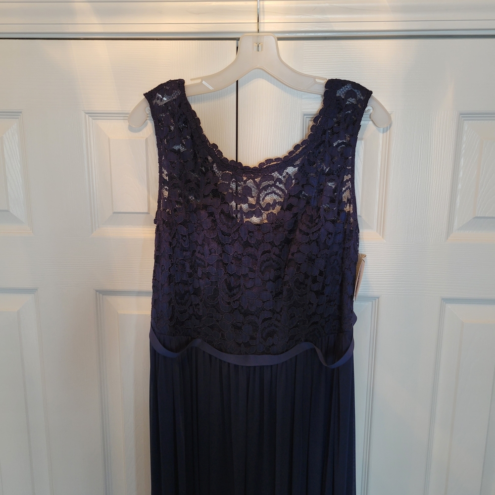David's Bridal Navy Lace Bodice Maxi with High Slit - Picture 3 of 6